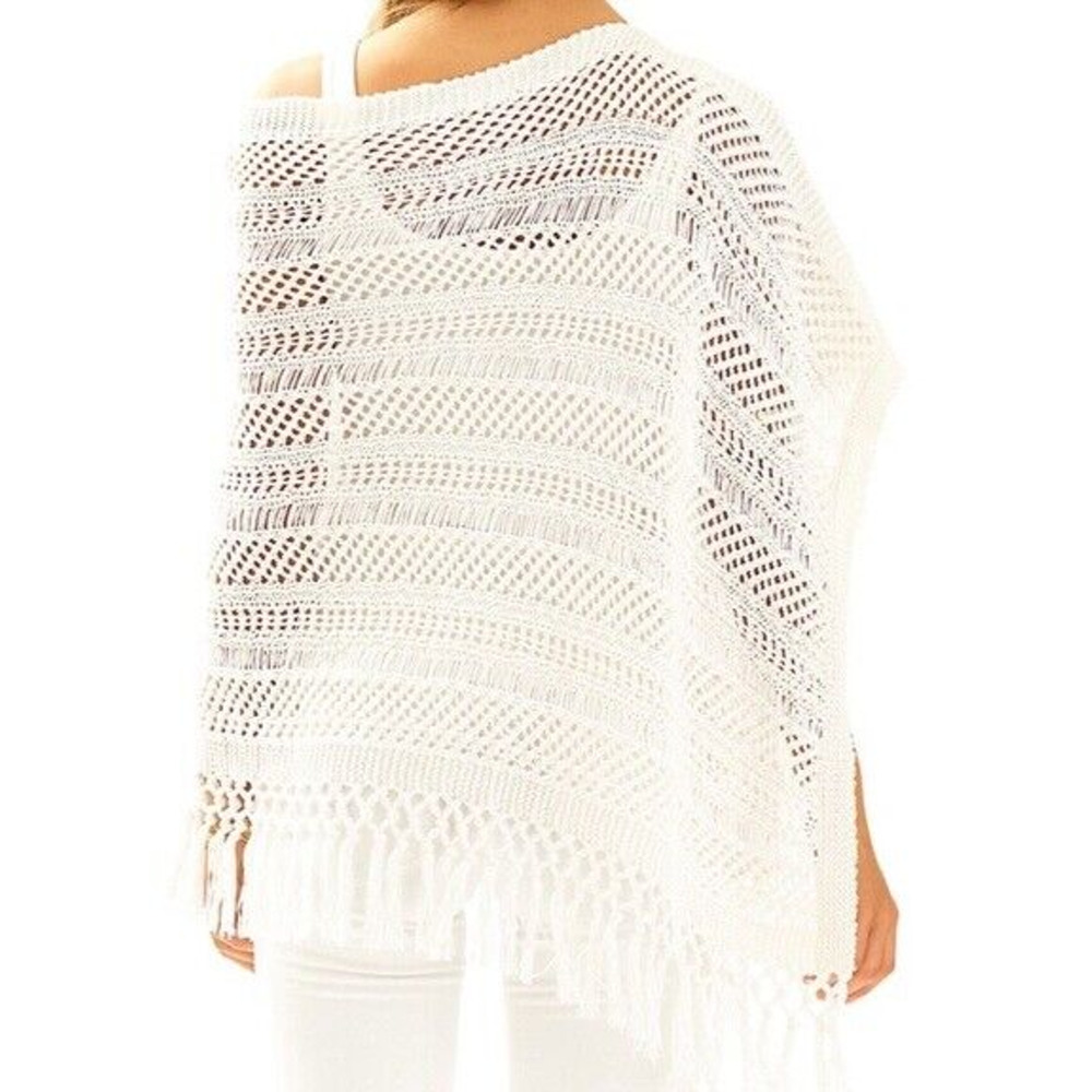 Lilly Pulitzer Viala Crochet Fringe Poncho Wrap White OS One Size H14410 - Picture 5 of 9